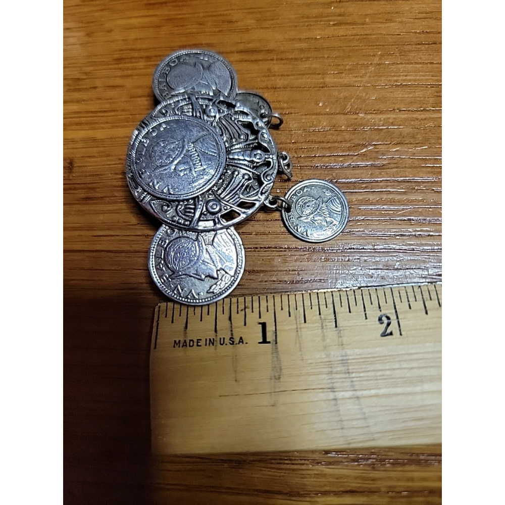 Vintage Panama Balboa Coin Dangle Brooch Silver Tone Souvenir Boho - Picture 6 of 7